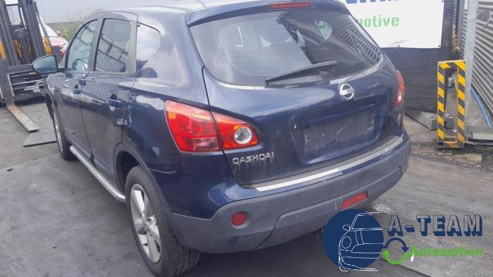 Nissan Qashqai 2.0 16V Skrotfordon (2007, BLAUW)