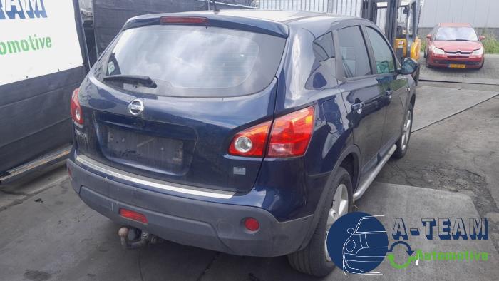 Nissan Qashqai 2.0 16V Skrotfordon (2007, BLAUW)