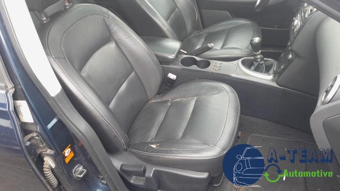 Nissan Qashqai 2.0 16V Skrotfordon (2007, BLAUW)