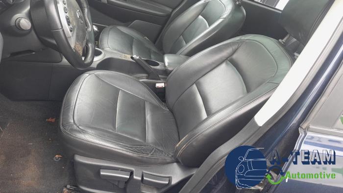 Nissan Qashqai 2.0 16V Skrotfordon (2007, BLAUW)