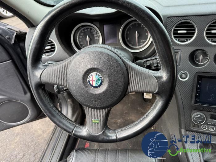 Alfa Romeo 159 Sportwagon 2.2 JTS 16V Skrotfordon (2007, ZWART)