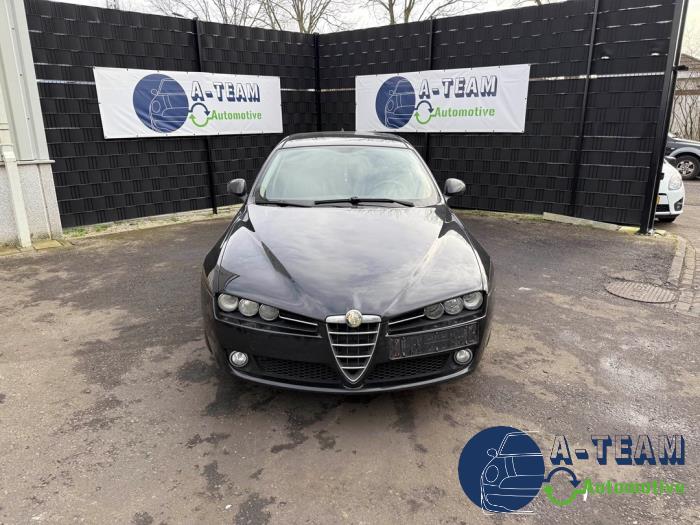 Alfa Romeo 159 Sportwagon 2.2 JTS 16V Skrotfordon (2007, ZWART)