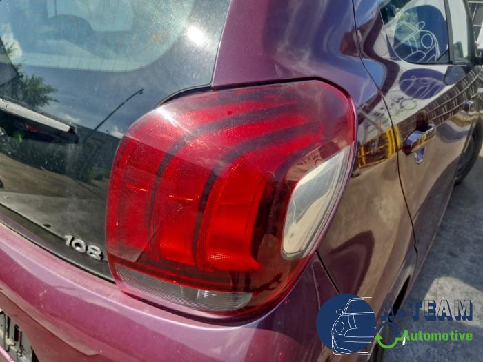 Peugeot 108 1.0 12V VVT-i Skrotfordon (2018, PAARS)