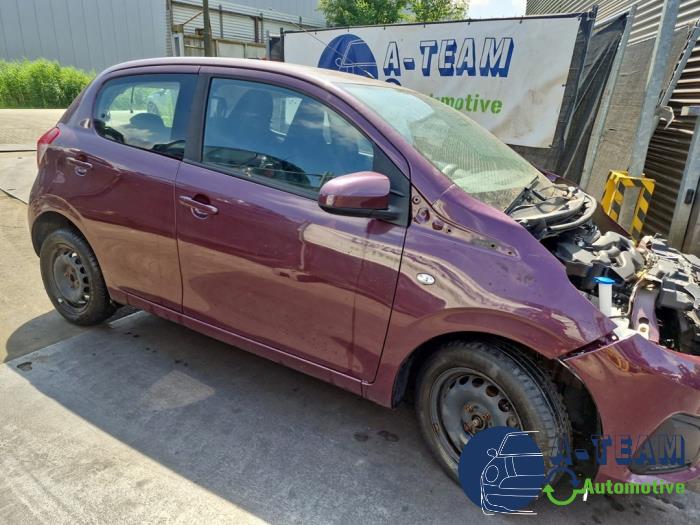 Peugeot 108 1.0 12V VVT-i Skrotfordon (2018, PAARS)