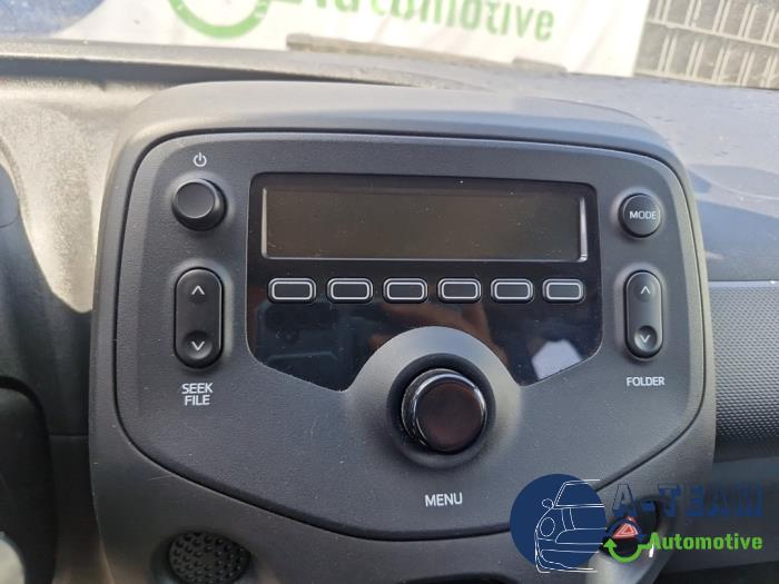 Peugeot 108 1.0 12V VVT-i Skrotfordon (2018, PAARS)