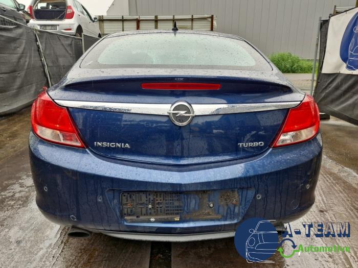 Opel Insignia 1.6 Turbo 16V Ecotec Samochód złomowany (2011, Niebieski)