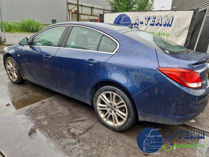 Opel Insignia 1.6 Turbo 16V Ecotec Samochód złomowany (2011, Niebieski)