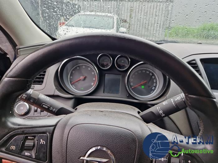 Opel Insignia 1.6 Turbo 16V Ecotec Samochód złomowany (2011, Niebieski)