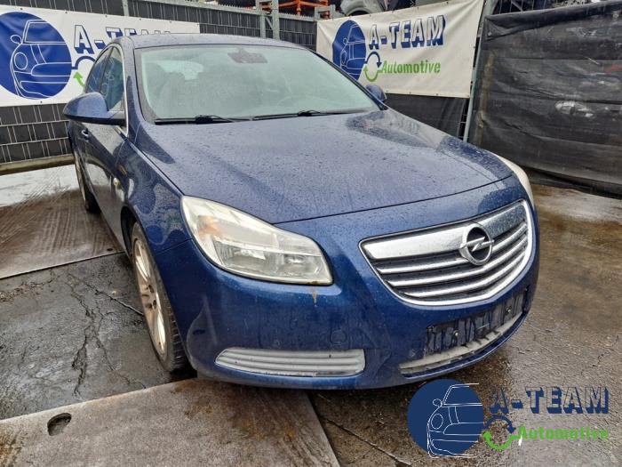 Opel Insignia 1.6 Turbo 16V Ecotec Samochód złomowany (2011, Niebieski)