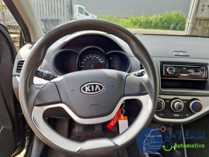Kia Picanto 1.0 12V Skrotfordon (2012, ZWART)