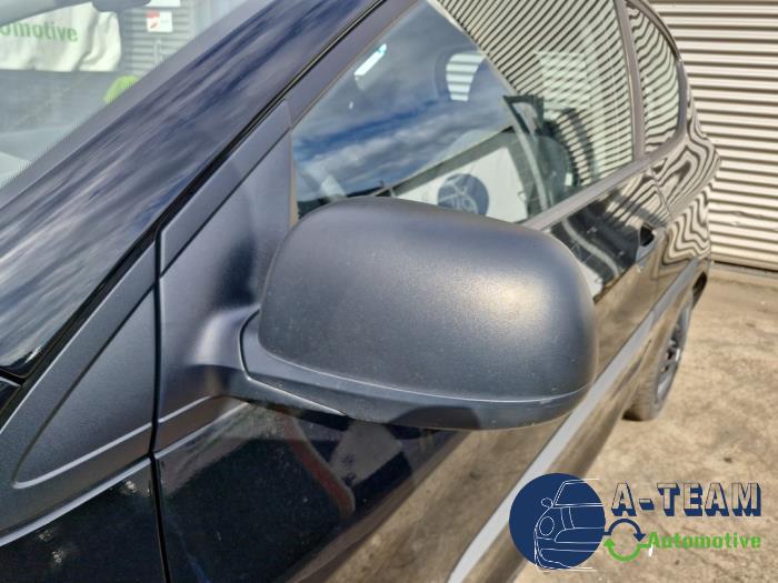 Kia Picanto 1.0 12V Skrotfordon (2012, ZWART)