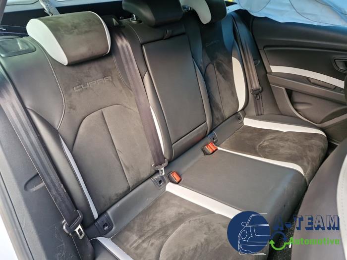 Seat Leon ST 2.0 TSI Cupra 280 16V Skrotfordon (2015, GRIJS)