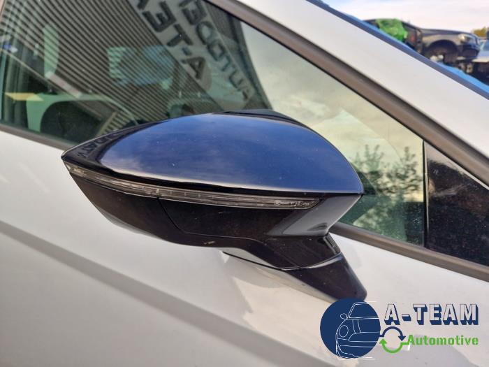 Seat Leon ST 2.0 TSI Cupra 280 16V Skrotfordon (2015, GRIJS)