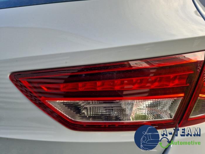 Seat Leon ST 2.0 TSI Cupra 280 16V Skrotfordon (2015, GRIJS)