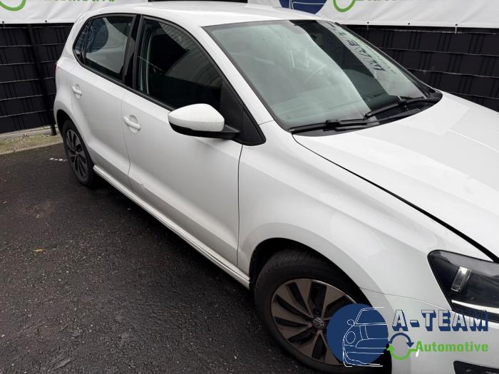 Volkswagen Polo V 1.4 TDI DPF BlueMotion technology Sloopvoertuig (2014, Wit)