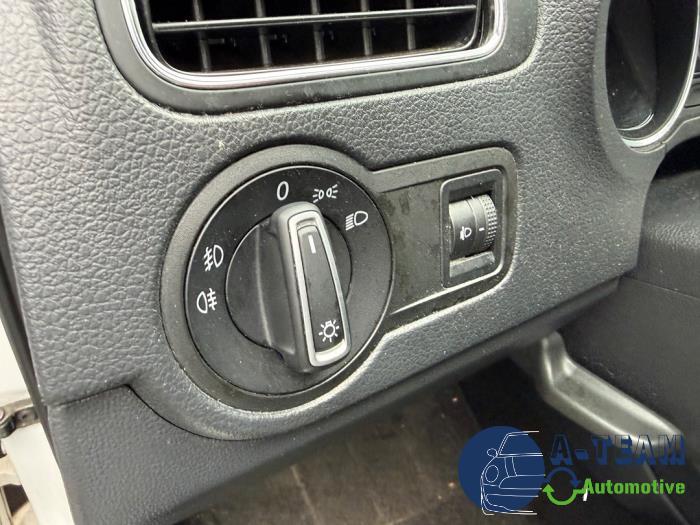 Volkswagen Polo V 1.4 TDI DPF BlueMotion technology Sloopvoertuig (2014, Wit)