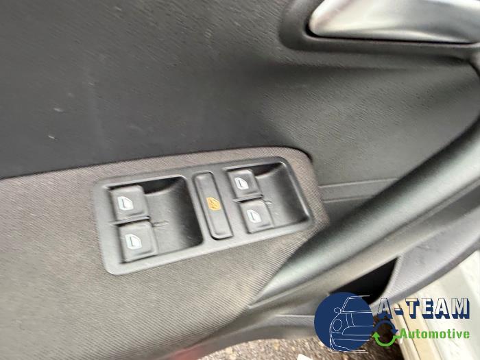 Volkswagen Polo V 1.4 TDI DPF BlueMotion technology Sloopvoertuig (2014, Wit)