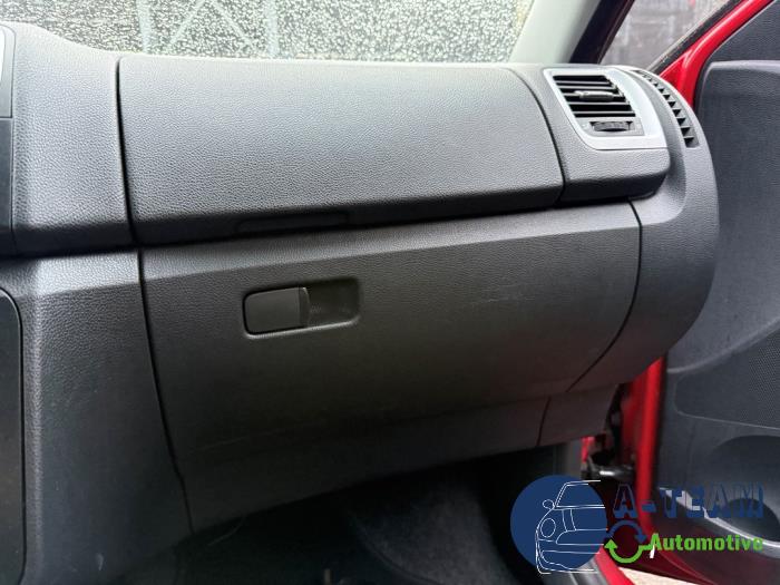 Skoda Fabia II Combi 1.4i 16V Samochód złomowany (2010, Czerwony)