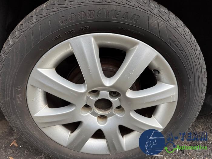 Skoda Fabia II Combi 1.4i 16V Samochód złomowany (2010, Czerwony)