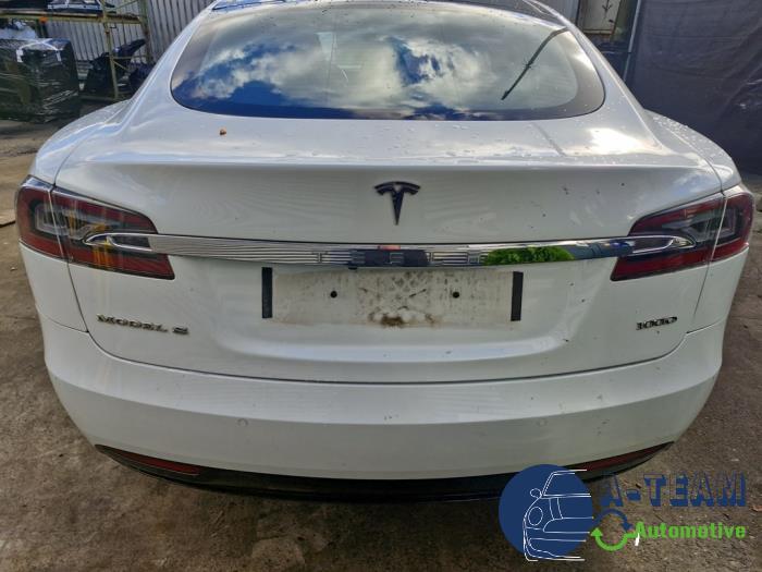 Tesla Model S 100D Sloopvoertuig (2018, Wit)
