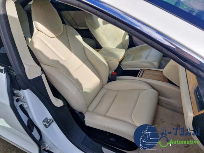 Tesla Model S 100D Sloopvoertuig (2018, Wit)