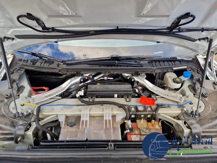 Tesla Model S 100D Sloopvoertuig (2018, Wit)