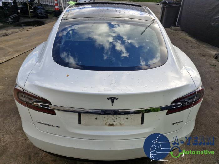 Tesla Model S 100D Sloopvoertuig (2018, Wit)