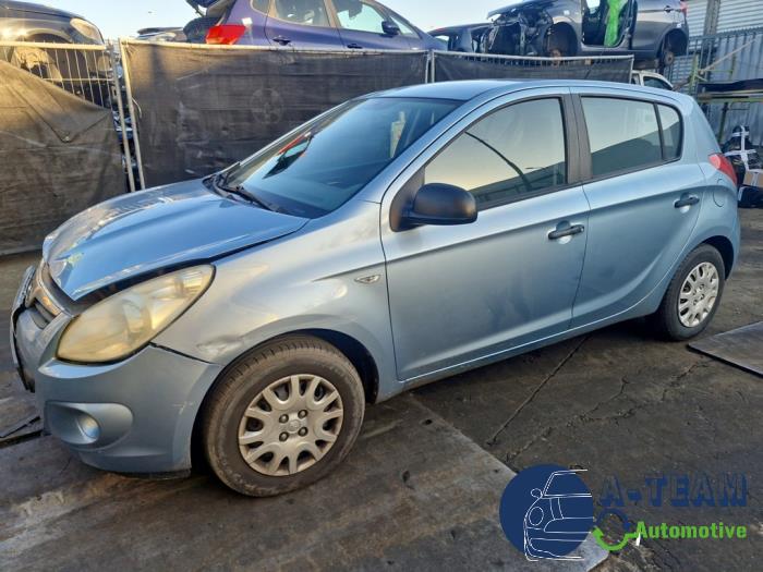 Hyundai i20 1.2i 16V Skrotfordon (2009, BLAUW)