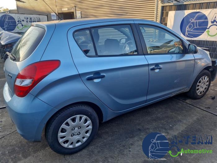 Hyundai i20 1.2i 16V Skrotfordon (2009, BLAUW)