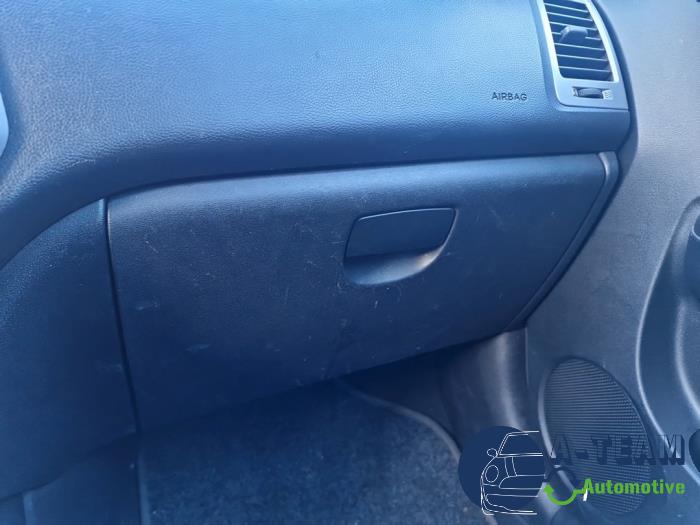 Hyundai i20 1.2i 16V Skrotfordon (2009, BLAUW)