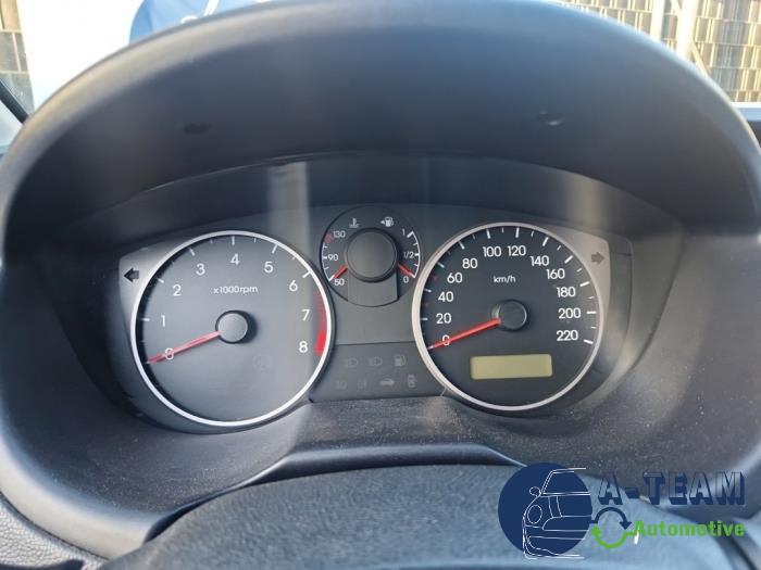 Hyundai i20 1.2i 16V Skrotfordon (2009, BLAUW)