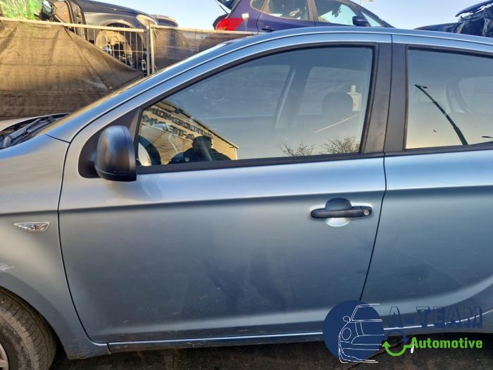 Hyundai i20 1.2i 16V Skrotfordon (2009, BLAUW)