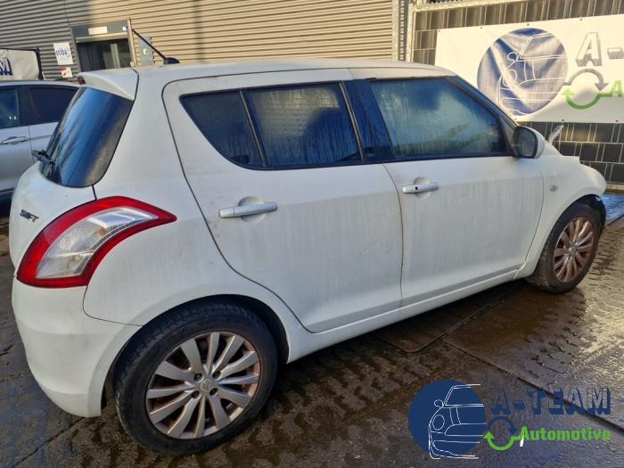 Suzuki Swift 1.2 16V Samochód złomowany (2011, Bialy)