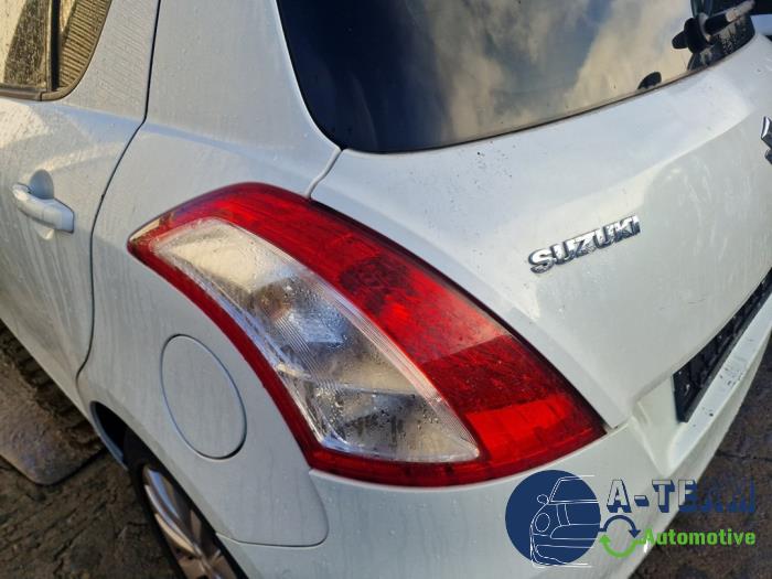 Suzuki Swift 1.2 16V Samochód złomowany (2011, Bialy)