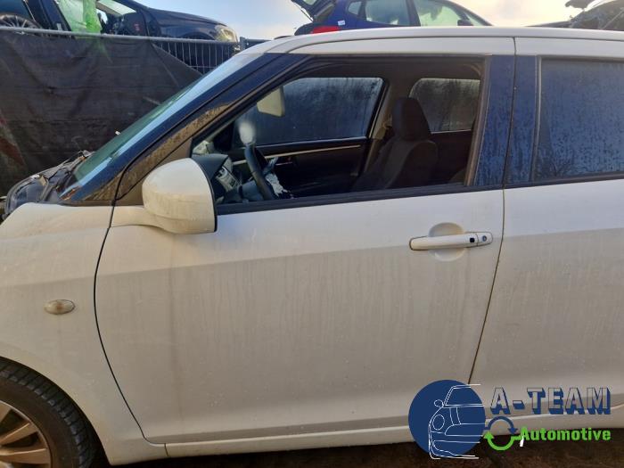 Suzuki Swift 1.2 16V Samochód złomowany (2011, Bialy)