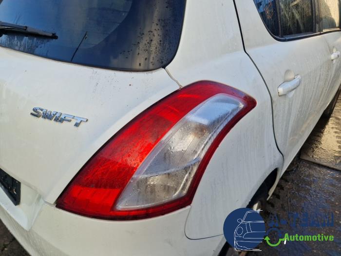 Suzuki Swift 1.2 16V Samochód złomowany (2011, Bialy)