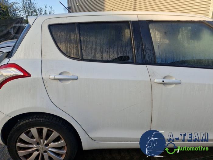 Suzuki Swift 1.2 16V Samochód złomowany (2011, Bialy)