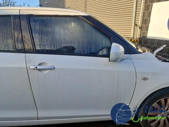 Suzuki Swift 1.2 16V Samochód złomowany (2011, Bialy)