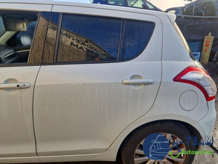 Suzuki Swift 1.2 16V Samochód złomowany (2011, Bialy)