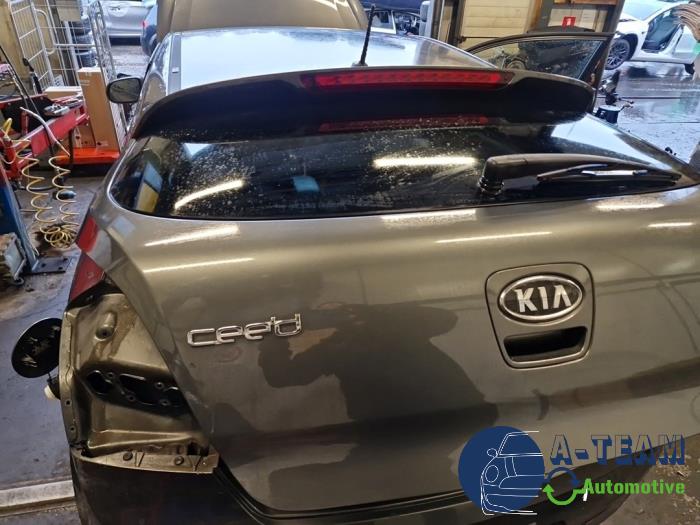 Kia Pro cee'd 1.4 CVVT 16V Skrotfordon (2010, GRIJS)