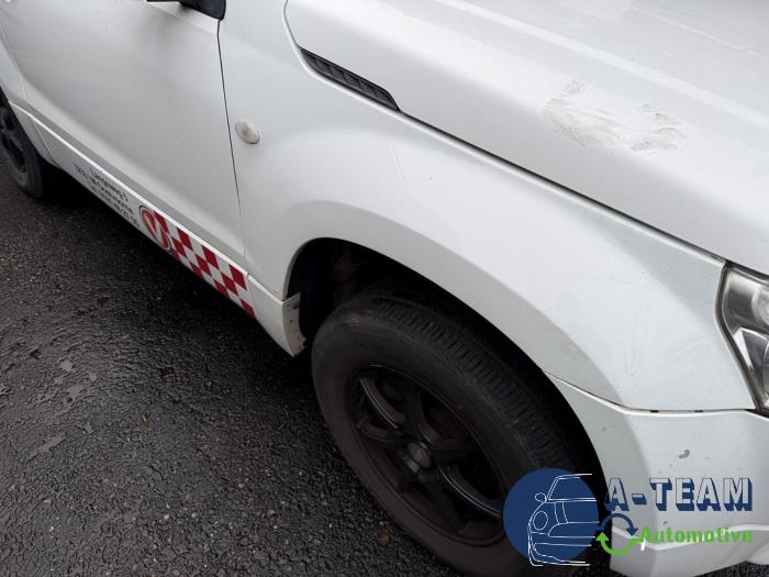 Suzuki Grand Vitara II 1.6 16V Skrotfordon (2007, WIT)