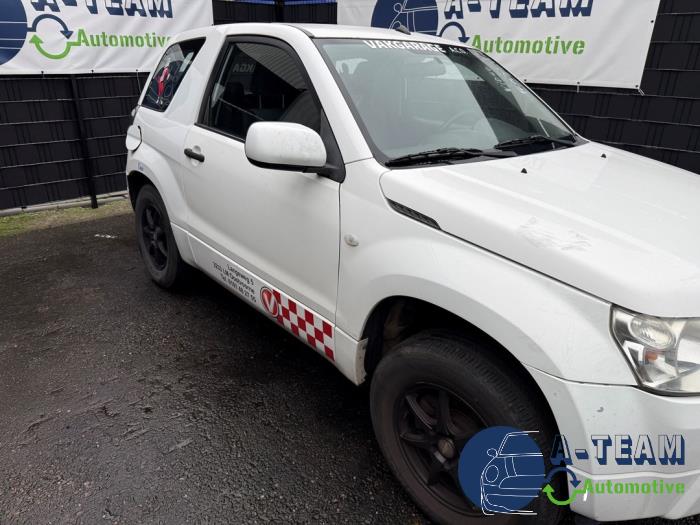 Suzuki Grand Vitara II 1.6 16V Skrotfordon (2007, WIT)
