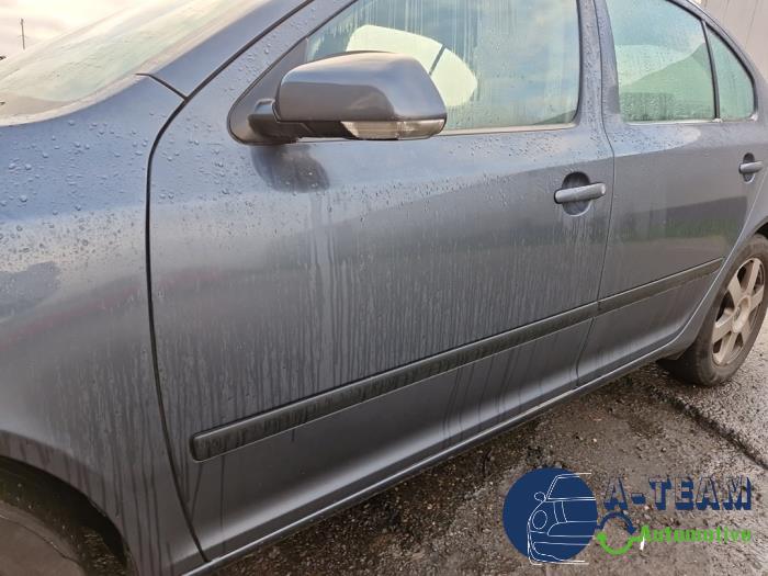 Skoda Octavia 1.6 FSI 16V Sloopvoertuig (2008, Metallic, Grijs)