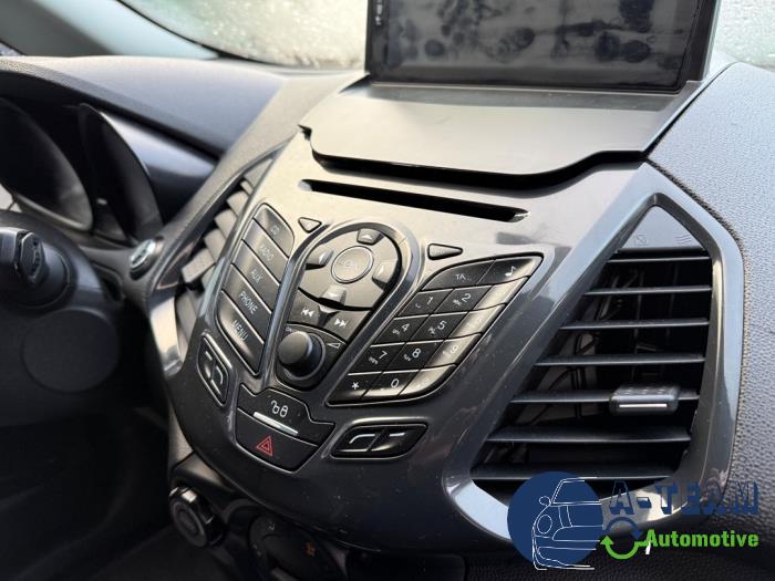 Ford EcoSport 1.0 EcoBoost 12V 125 Sloopvoertuig (2015, Grijs)