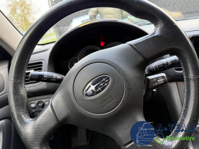 Subaru Outback 2.5 16V Skrotfordon (2005, BLAUW)