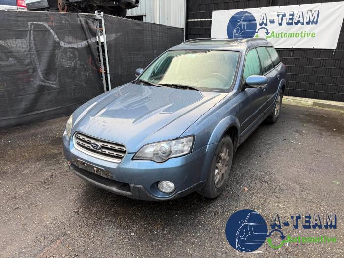 Subaru Outback 2.5 16V Skrotfordon (2005, BLAUW)