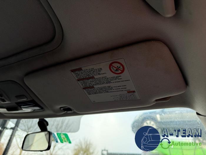 Subaru Outback 2.5 16V Skrotfordon (2005, BLAUW)