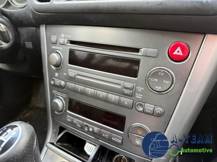 Subaru Outback 2.5 16V Skrotfordon (2005, BLAUW)