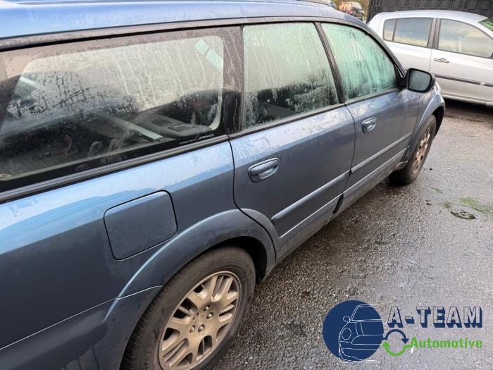 Subaru Outback 2.5 16V Skrotfordon (2005, BLAUW)