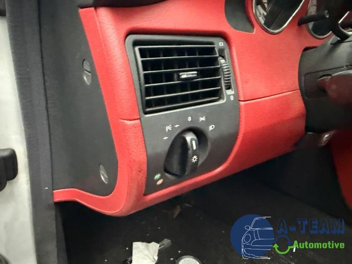 Mercedes SLK 2.3 230 K 16V Skrotfordon (2000, GRIJS)